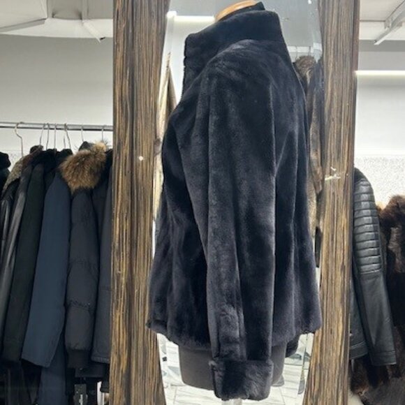 SHEARED BEAVER ONYX SIZE SMALL ONLY $995!!! - Picture 3 of 6